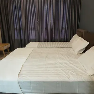 Parkland Hotel